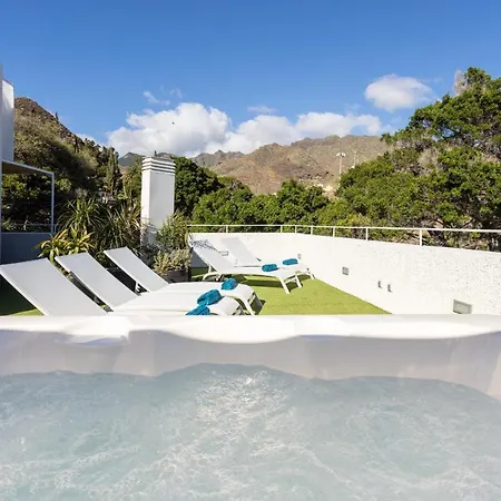 Apartment Penthouse Suites 3b With Jacuzzi